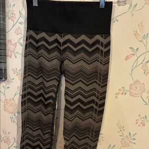 lululemon athletica Black and Brown Zigzag Leggings